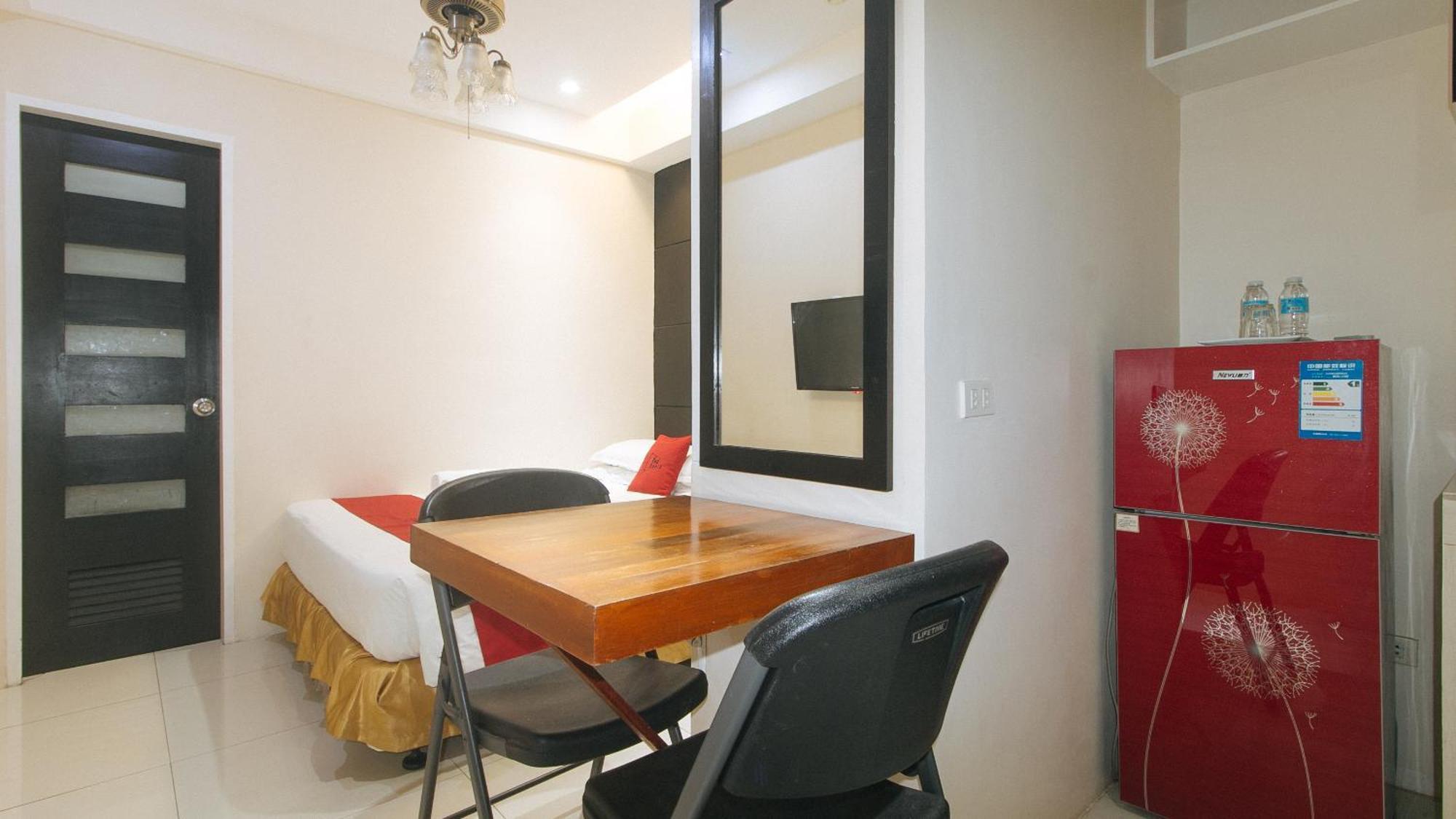 Reddoorz At Grand Apartelle Hernan Cortes Cebu Exterior photo